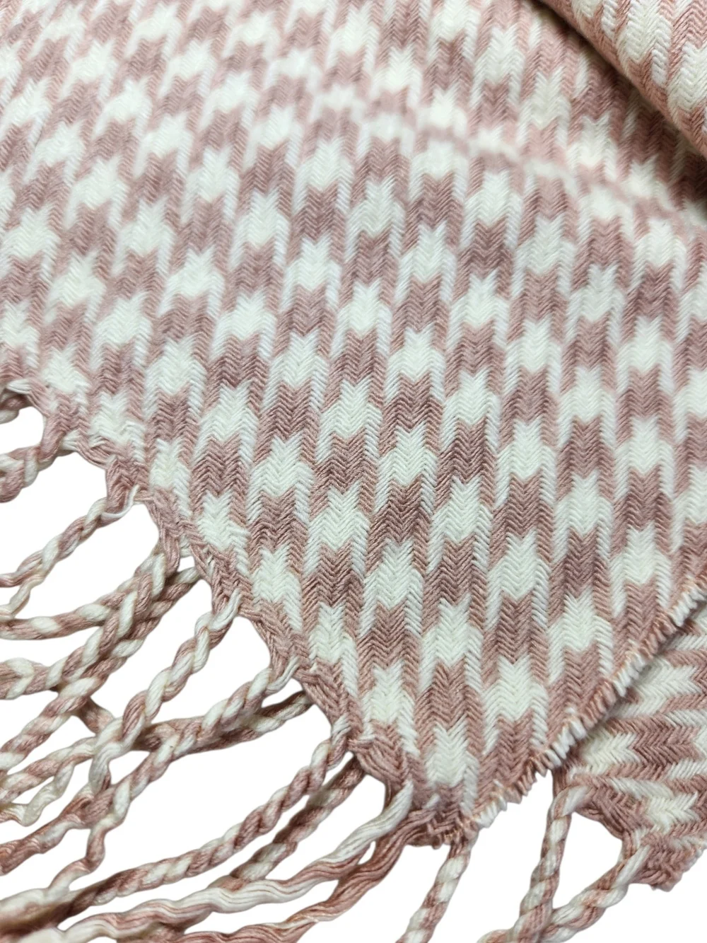 Women’s Pink & White Houndstooth Rectangle Scarf Wrap with Fringe 12 in Preppy
